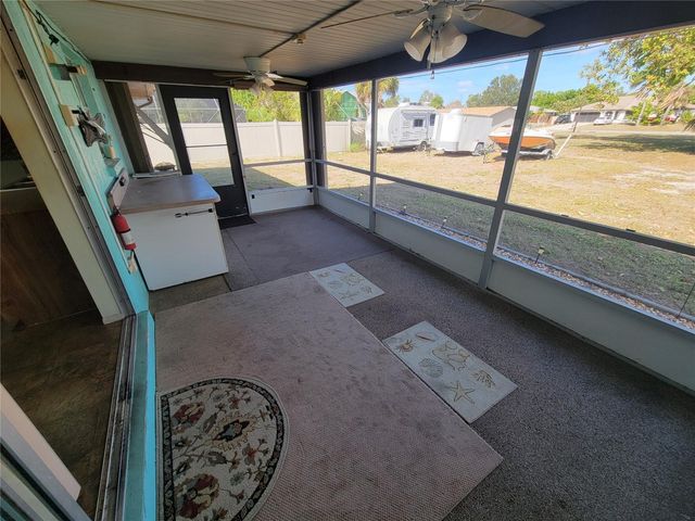 554 LAKEMONT AVENUE NW, Port Charlotte, FL 33952