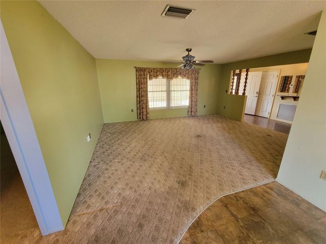 554 LAKEMONT AVENUE NW, Port Charlotte, FL 33952