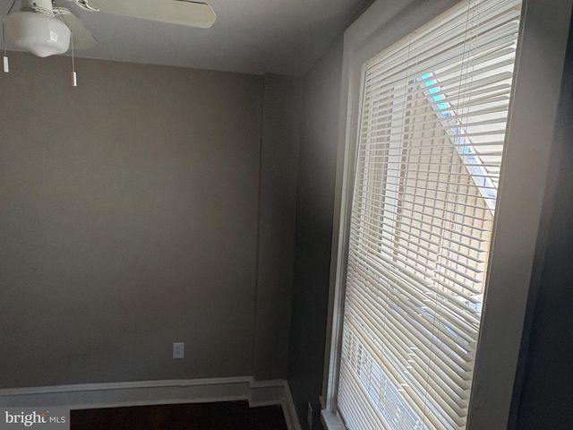 320 W COURTLAND ST W, Philadelphia, PA 19140