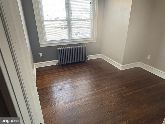 320 W COURTLAND ST W, Philadelphia, PA 19140