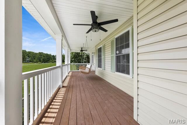 23186 Buck Track Lane, Warrenton, MO 63383