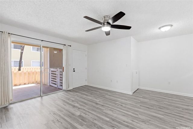 94-506 Kupuohi Street 7106, Waipahu, HI 96797