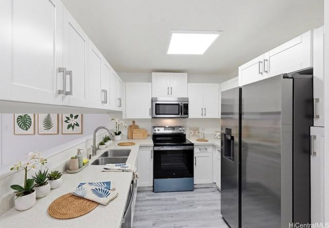 94-506 Kupuohi Street 7106, Waipahu, HI 96797