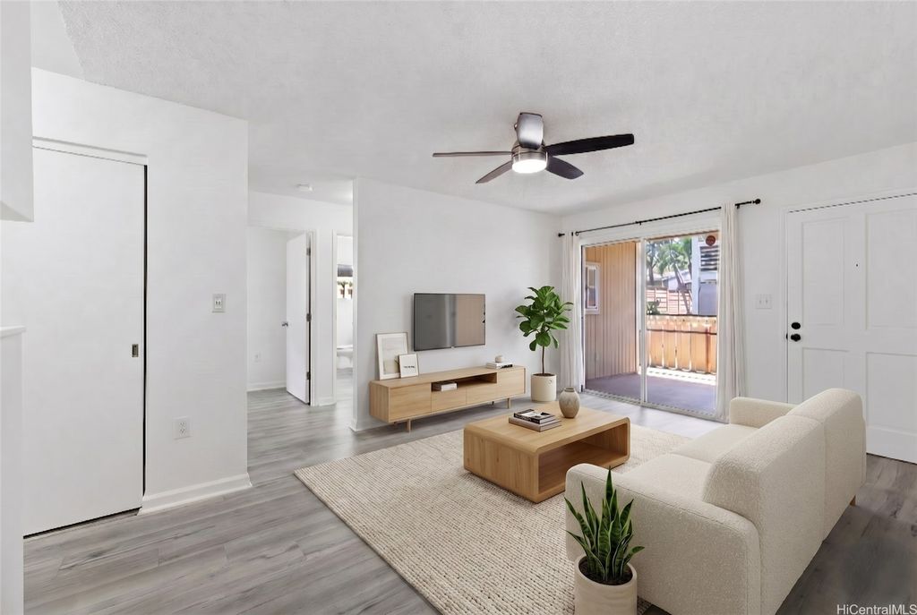 94-506 Kupuohi Street 7106, Waipahu, HI 96797
