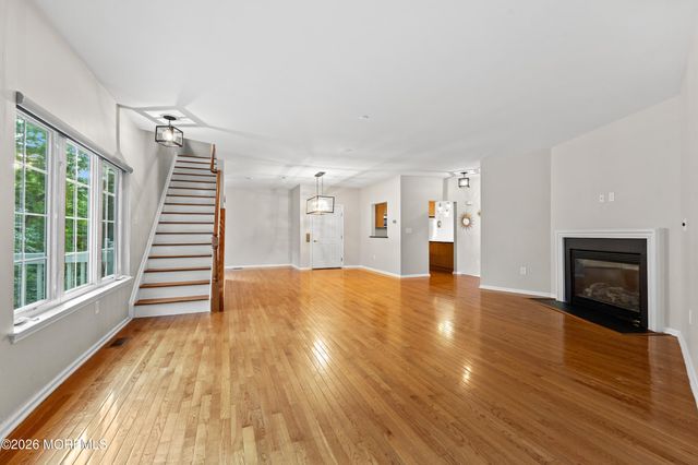 21 W Aspen Way, Matawan, NJ 07747