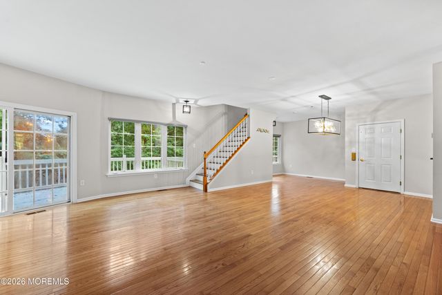21 W Aspen Way, Matawan, NJ 07747