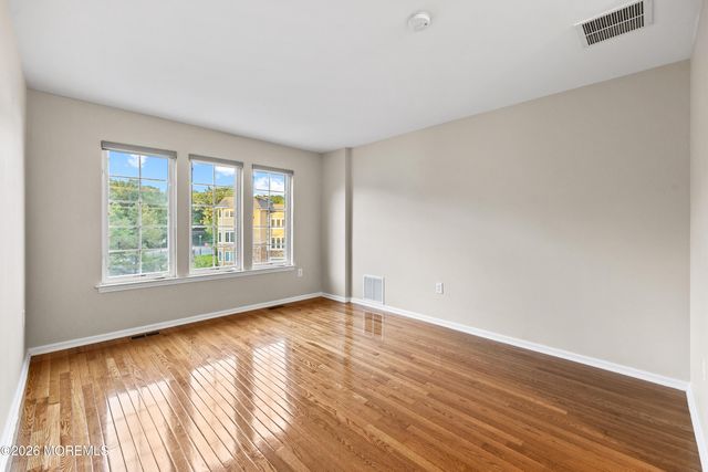 21 W Aspen Way, Matawan, NJ 07747