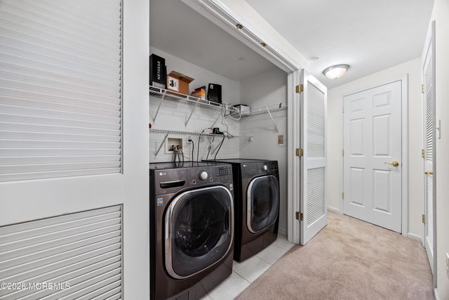 21 W Aspen Way, Matawan, NJ 07747