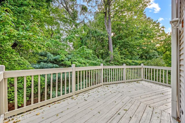 21 W Aspen Way, Matawan, NJ 07747