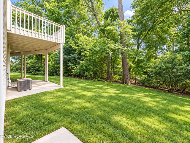 21 W Aspen Way, Matawan, NJ 07747