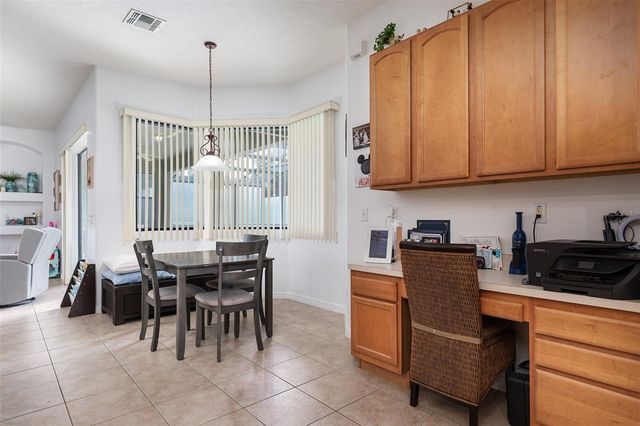 857 COVENTRY ROAD, Davenport, FL 33897