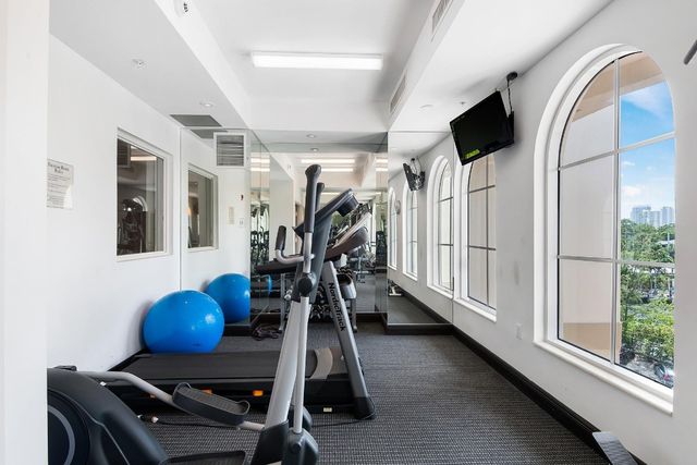 516 Hendricks Isle 4C, Fort Lauderdale, FL 33301