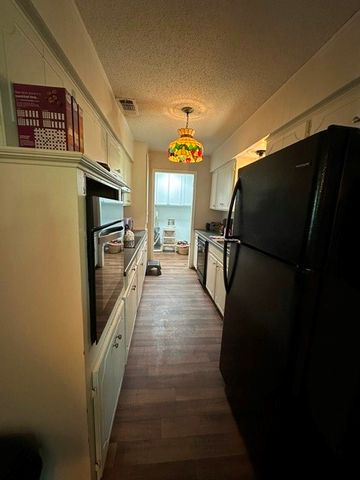 100 W WILLOW LANE, Princeton, TX 75407