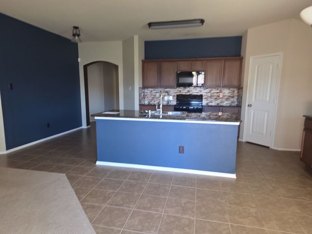 2005 Zavala, Forney, TX 75126