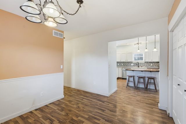 122 9th Street SW, Demotte, IN 46310