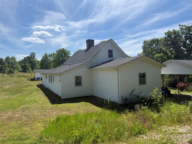 3607 Little River Church Road, Taylorsville, NC 28681