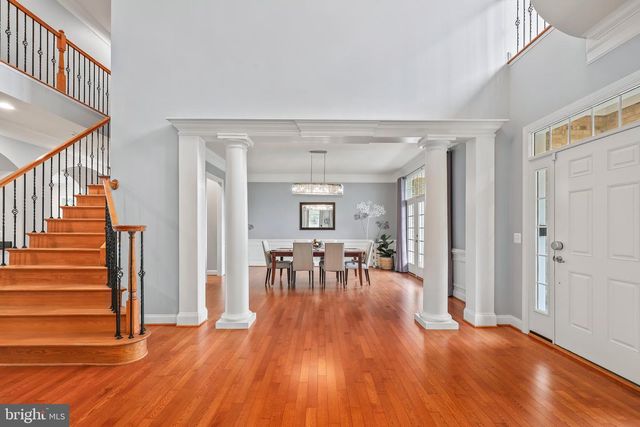 3431 FAWN WOOD LN, Fairfax, VA 22033