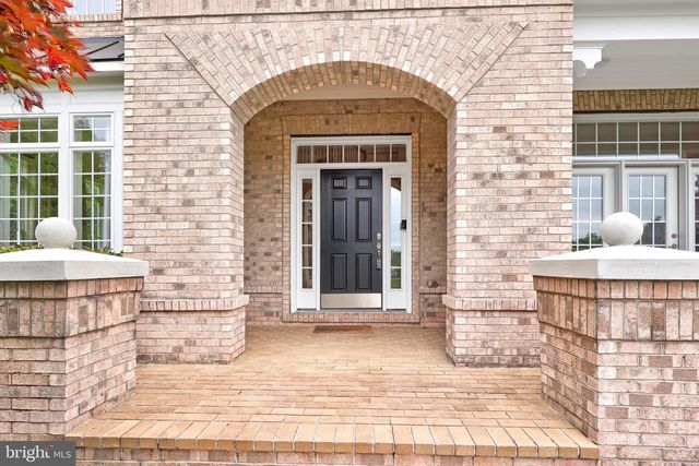 3431 FAWN WOOD LN, Fairfax, VA 22033