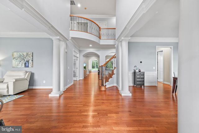 3431 FAWN WOOD LN, Fairfax, VA 22033