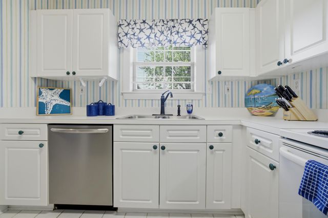 5751 Oyster Catcher Dr Unit 613, North Myrtle Beach, SC 29582