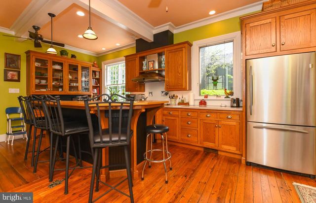 204 E WILLOW ST, Wenonah, NJ 08090