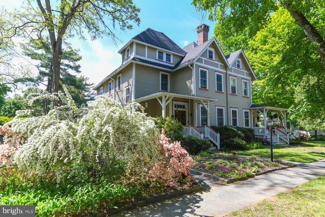 204 E WILLOW ST, Wenonah, NJ 08090