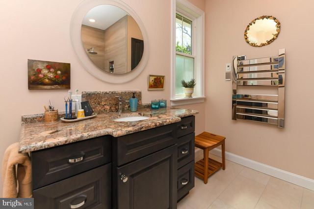 204 E WILLOW ST, Wenonah, NJ 08090