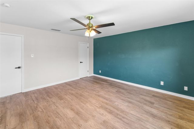 15803 Echo Hill Drive, Houston, TX 77059