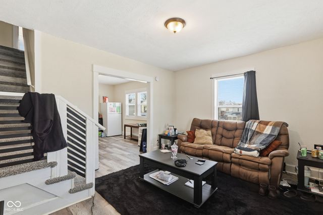 1821-1823 Grand Avenue, New Castle, IN 47362