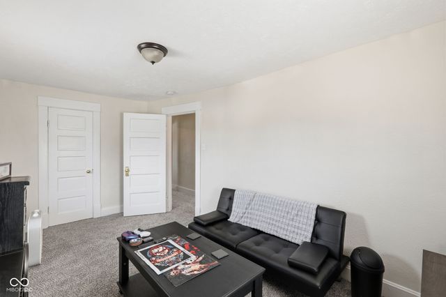 1821-1823 Grand Avenue, New Castle, IN 47362