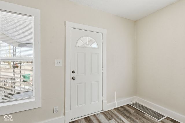 1821-1823 Grand Avenue, New Castle, IN 47362