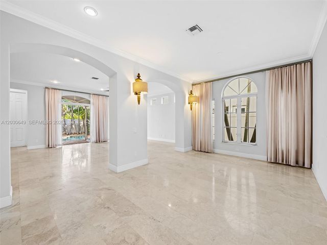 821 SE 2nd Court, Fort Lauderdale, FL 33301