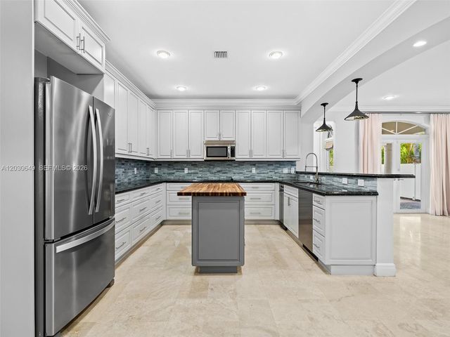 821 SE 2nd Court, Fort Lauderdale, FL 33301