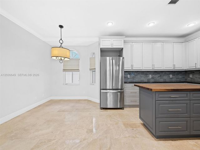 821 SE 2nd Court, Fort Lauderdale, FL 33301