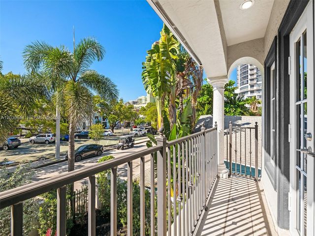821 SE 2nd Court, Fort Lauderdale, FL 33301