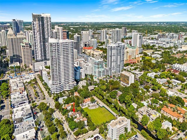 821 SE 2nd Court, Fort Lauderdale, FL 33301