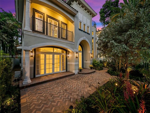 821 SE 2nd Court, Fort Lauderdale, FL 33301