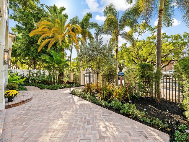 821 SE 2nd Court, Fort Lauderdale, FL 33301