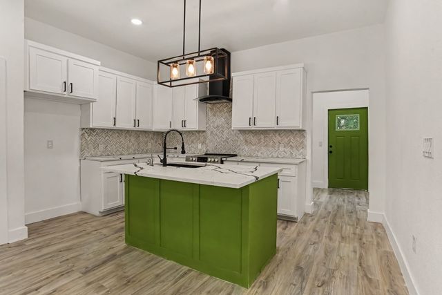 2611 Bourland Street, Greenville, TX 75401