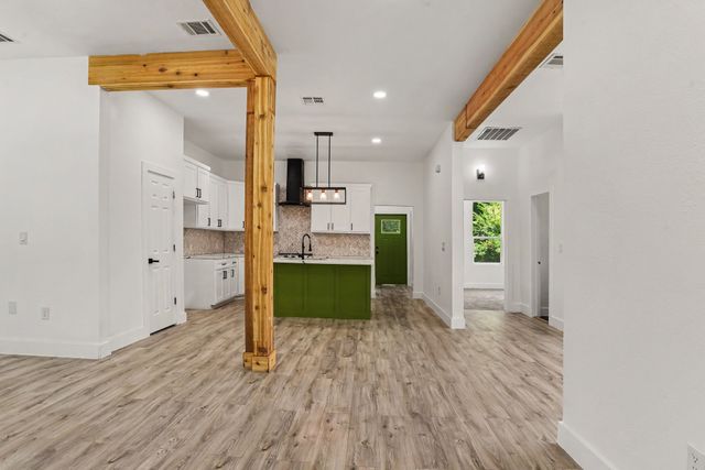 2611 Bourland Street, Greenville, TX 75401