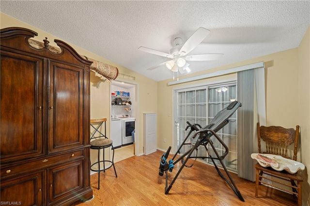 919 Manatee RD, Naples, FL 34114