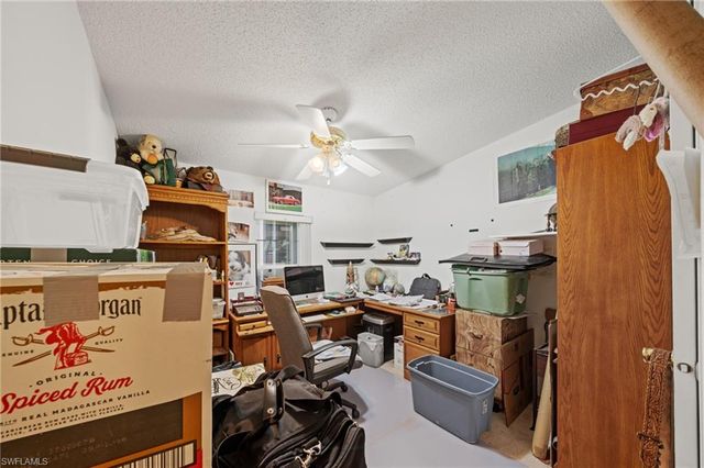 919 Manatee RD, Naples, FL 34114
