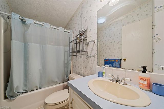 919 Manatee RD, Naples, FL 34114