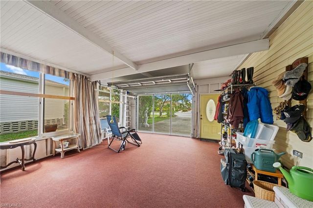919 Manatee RD, Naples, FL 34114