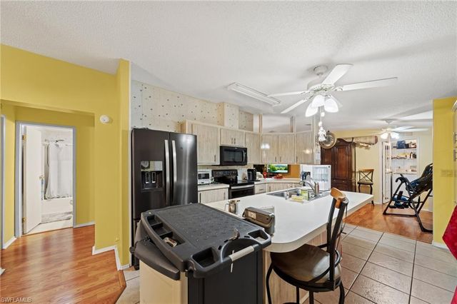 919 Manatee RD, Naples, FL 34114