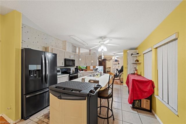919 Manatee RD, Naples, FL 34114