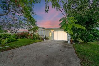 919 Manatee RD, Naples, FL 34114