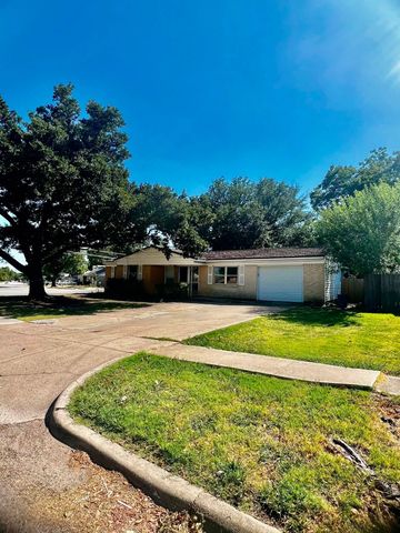 4703 Bedford Drive, Mesquite, TX 75150