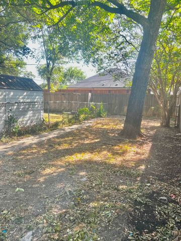 4703 Bedford Drive, Mesquite, TX 75150