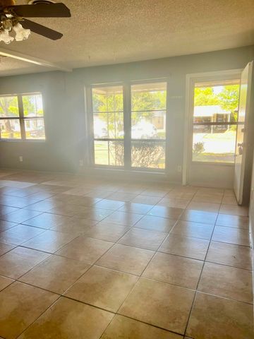 4703 Bedford Drive, Mesquite, TX 75150